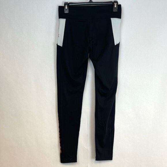 Pink Victoria's Secret Leggings Small Oklahoma Black White Stretch Ultimate Yoga - Picture 1 of 14